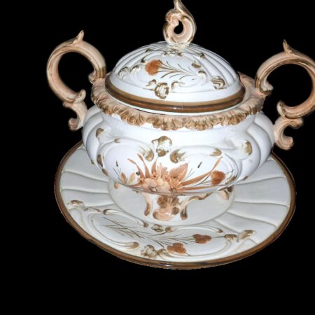 Soupière décorative